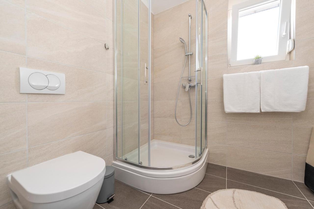 Luxury Apartments - La Vir 1&2 Extérieur photo