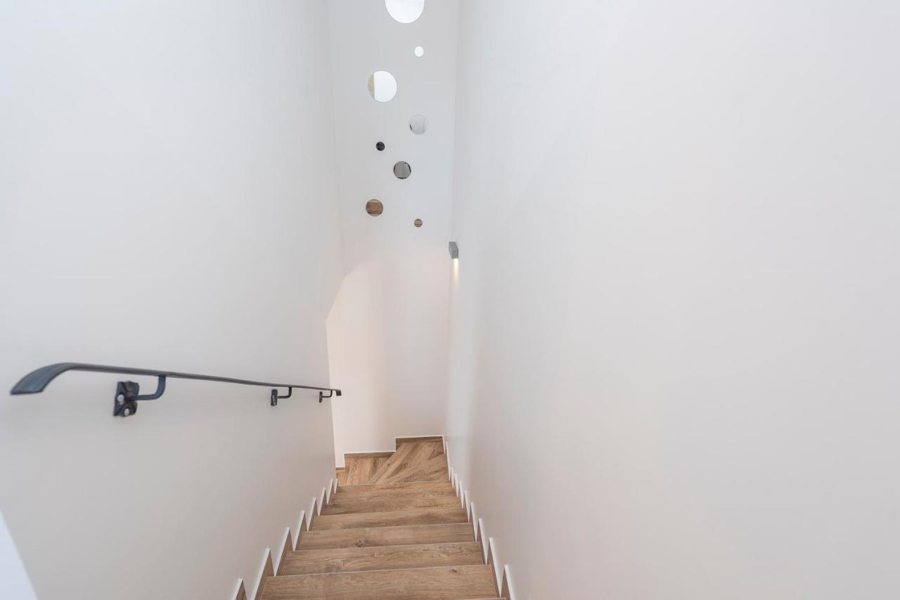 Luxury Apartments - La Vir 1&2 Extérieur photo