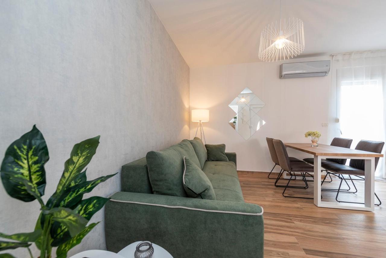 Luxury Apartments - La Vir 1&2 Extérieur photo
