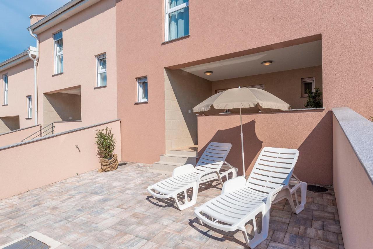 Luxury Apartments - La Vir 1&2 Extérieur photo